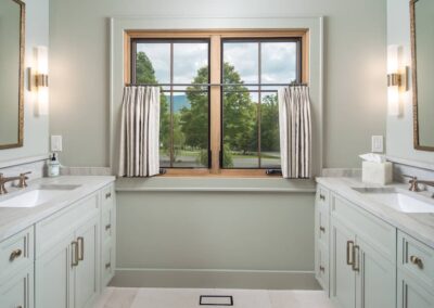 Custom Home Builder Banner Elk Bathrooms 00021