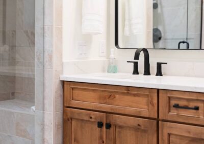 Custom Home Builder Banner Elk Bathrooms 00045