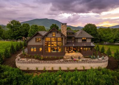 Custom Home Builder Banner Elk Sky House Exteriors 00012