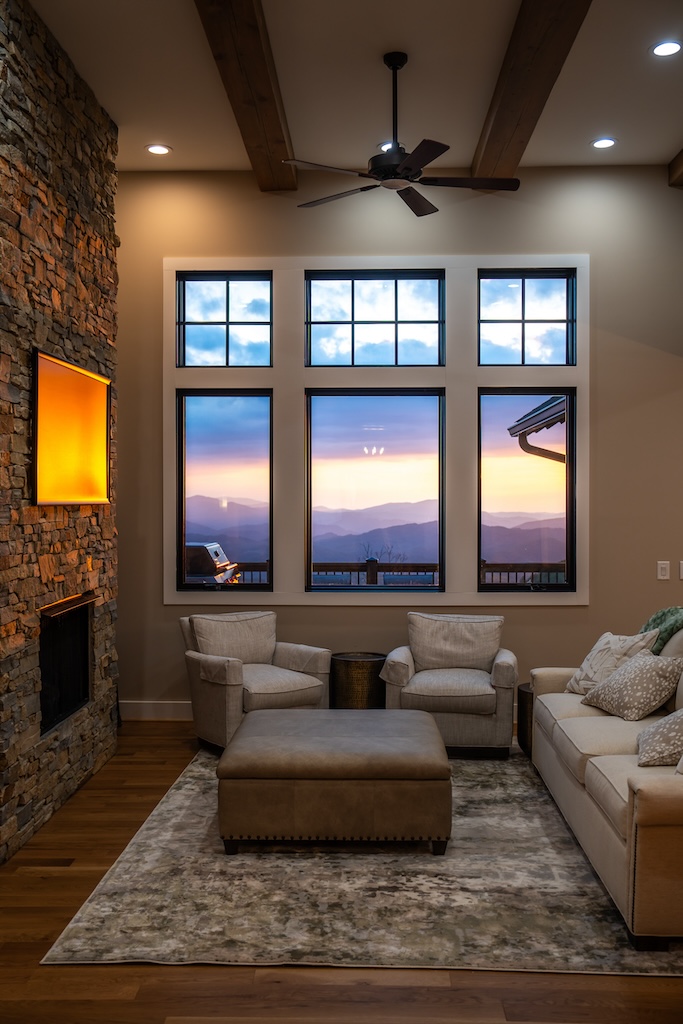 Home Builder Eagles Nest | Discerning Clients