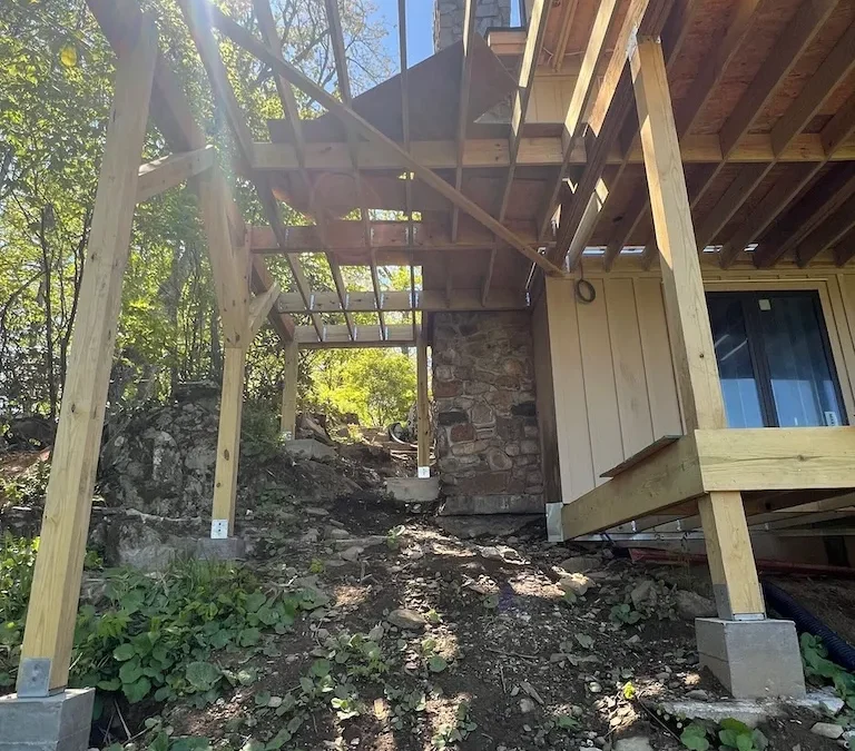 Linville Ridge Home Builder Banner Elk