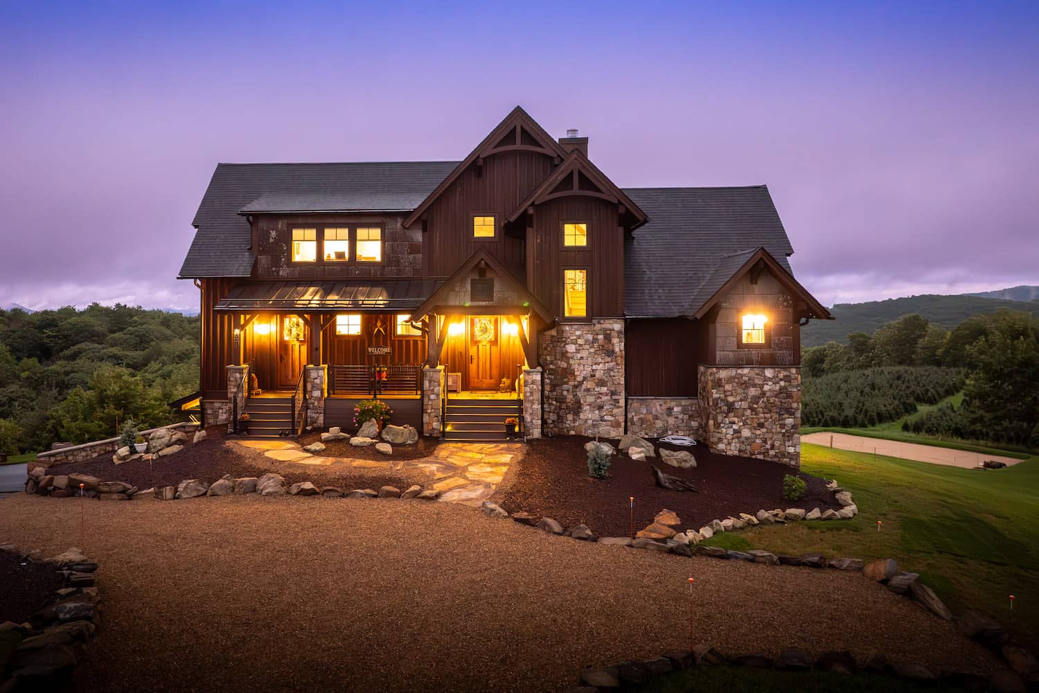 Sky House Custom Home Builder Sky Rock Trail Banner Elk NC 00007 (1)